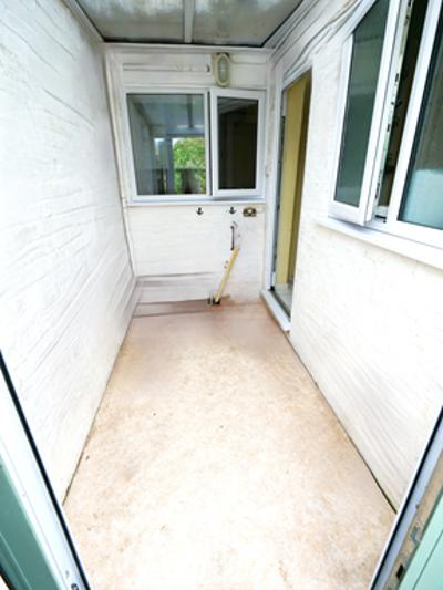 Conservatory / utility room