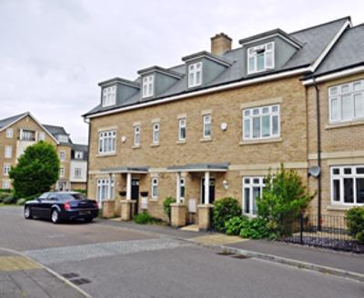 4 Pearl Close CB4 1QD